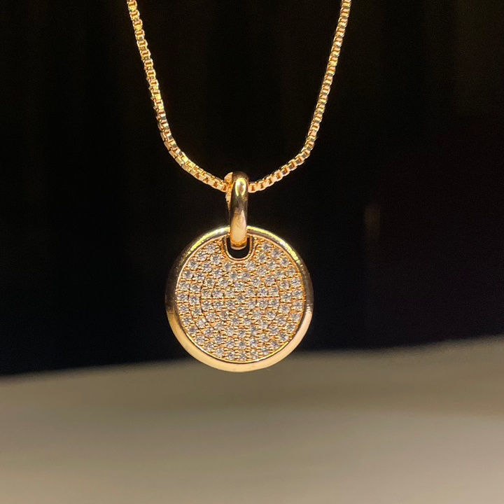 Luxury Round Crystal Pendant Necklace