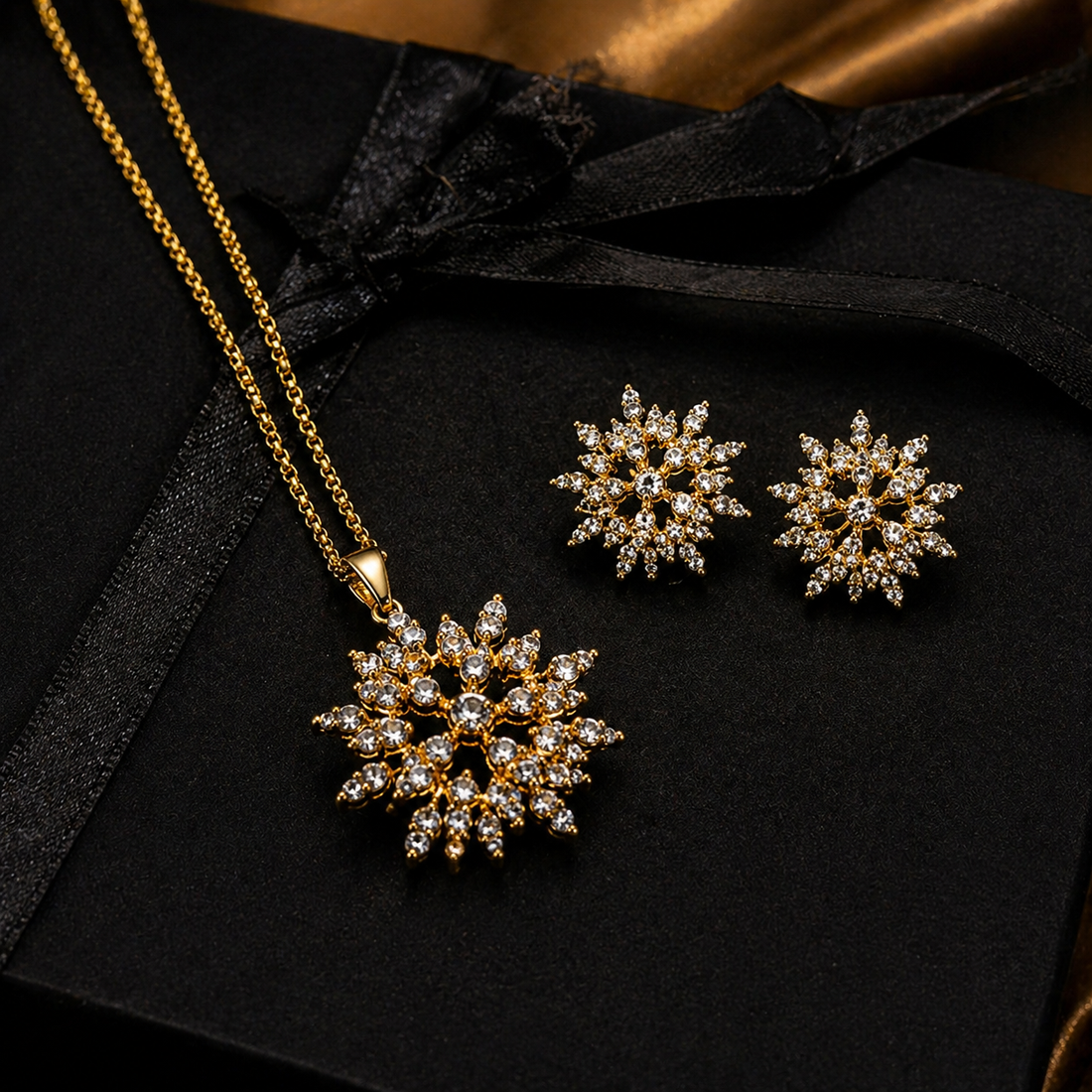 Luxury Crystal Snowflake Necklace Set