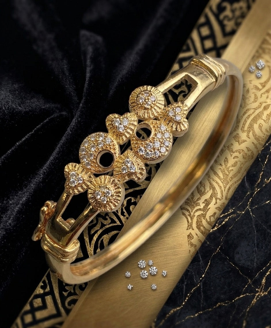 Luxury Crystal Floral Bracelet