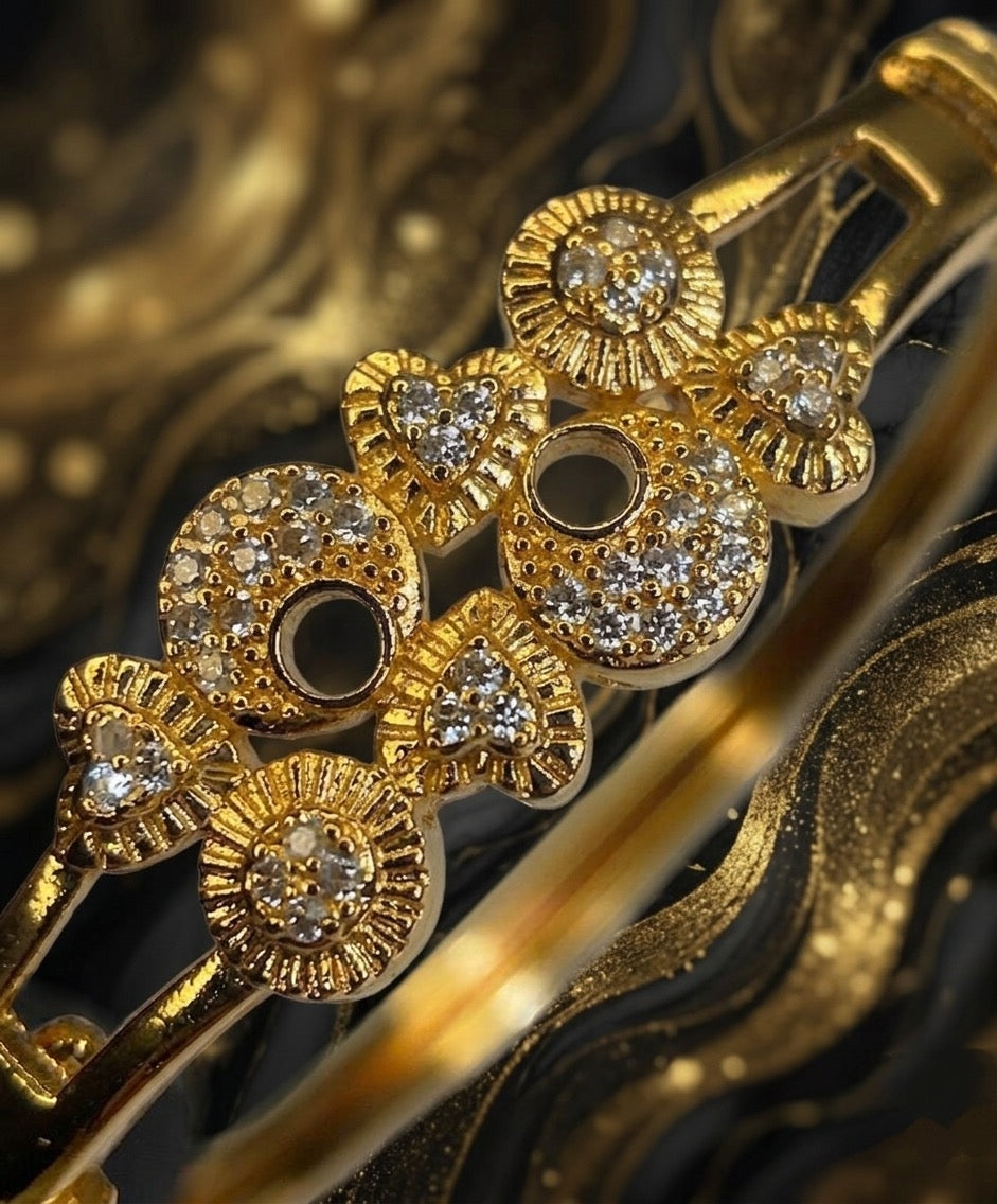 Luxury Crystal Floral Bracelet