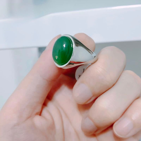 Emerald Green Signet Ring