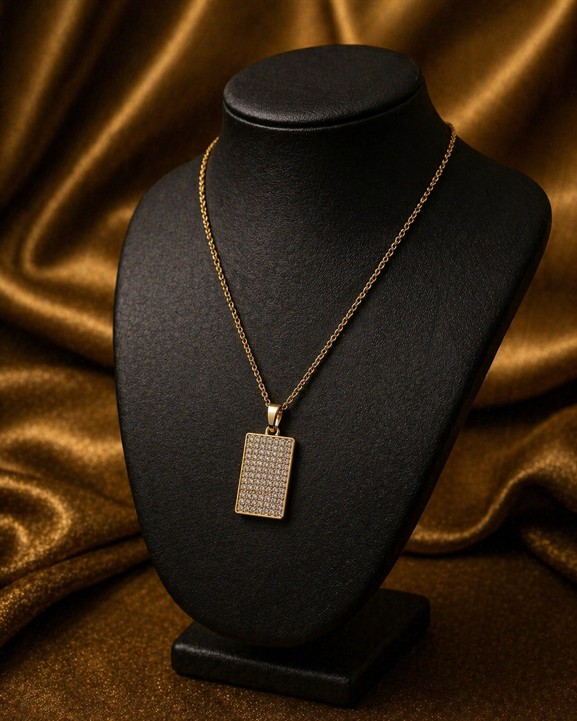 Luxury Crystal Pendant Necklace
