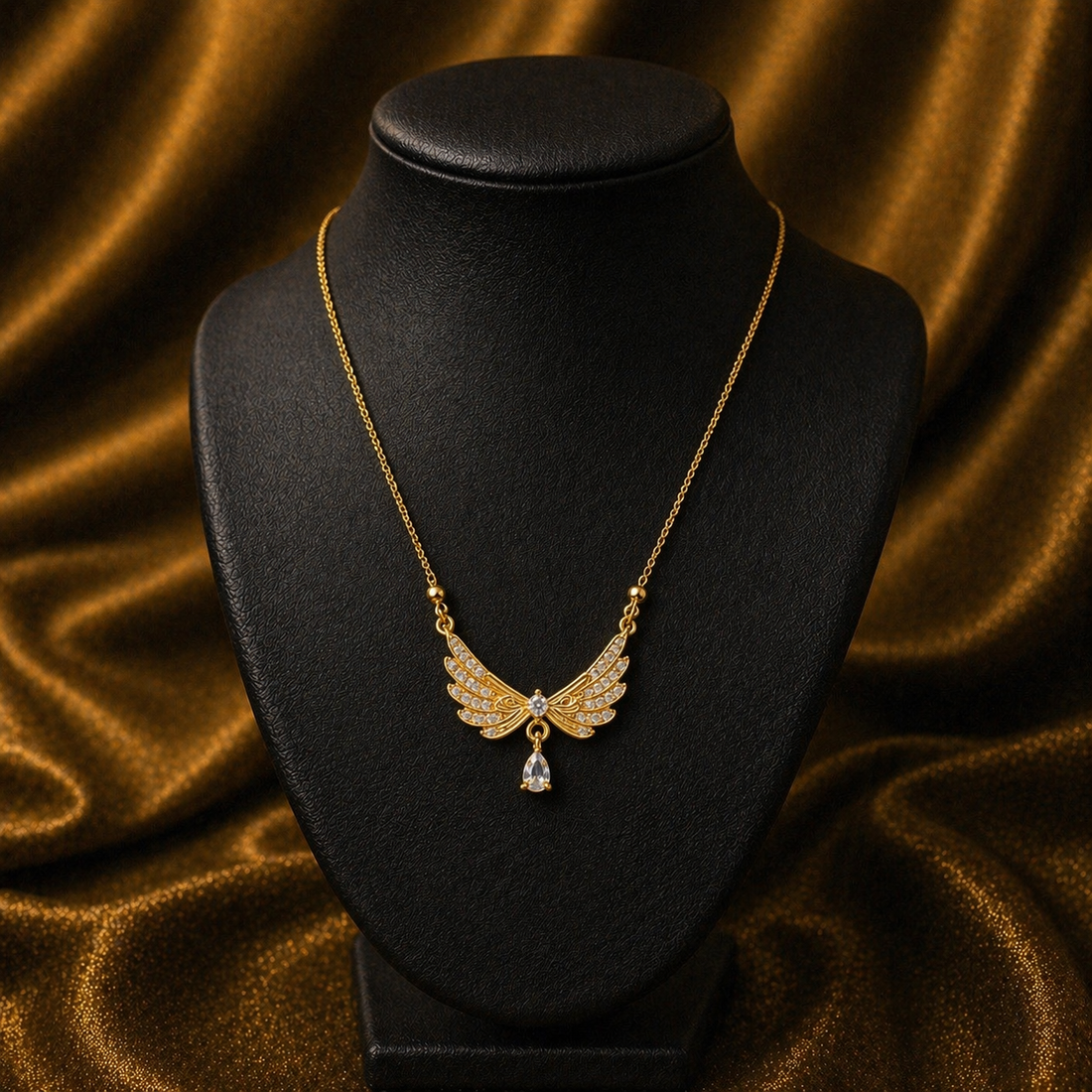 Luxury Angel Wings Pendant Necklace