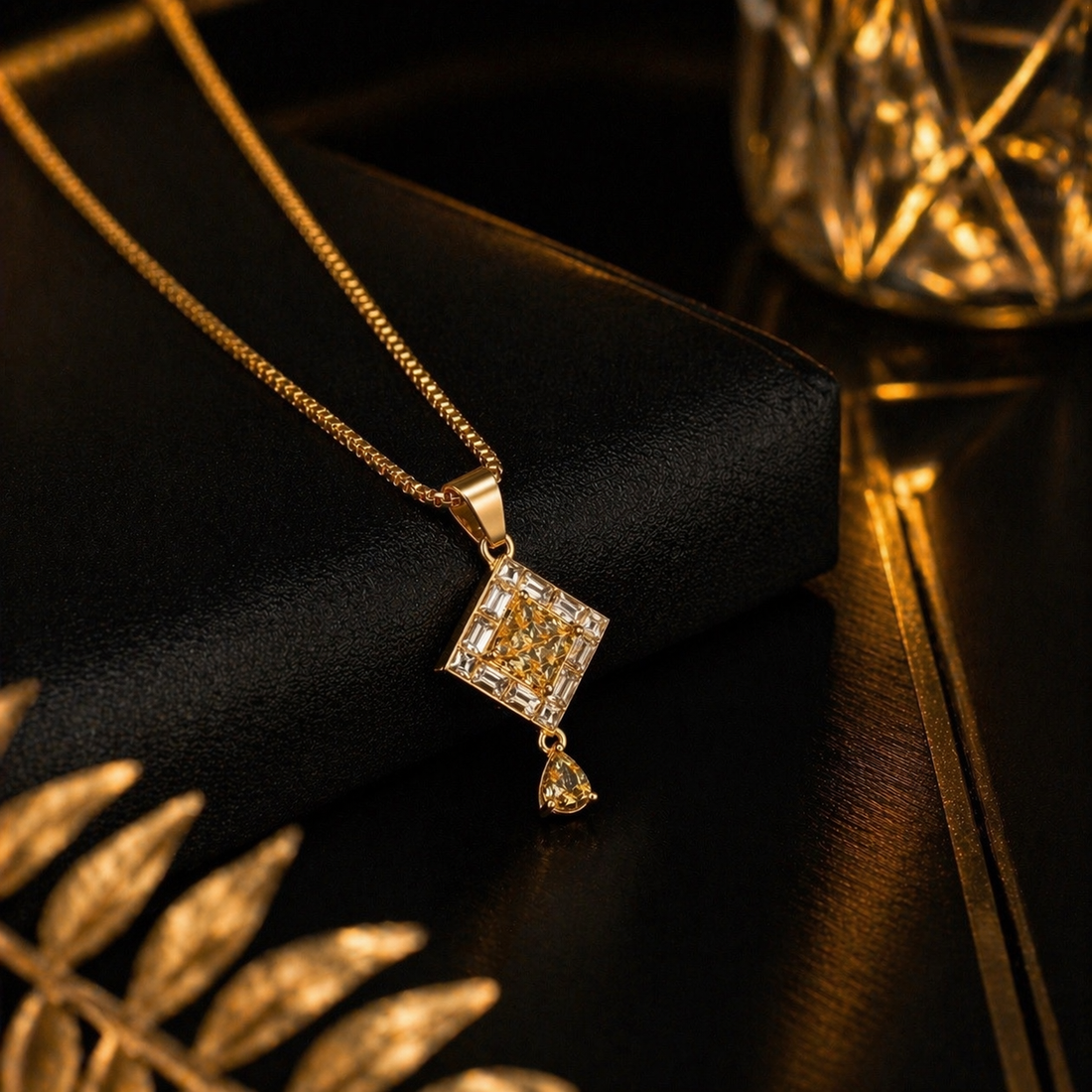 Luxury Amber Crystal Pendant Necklace