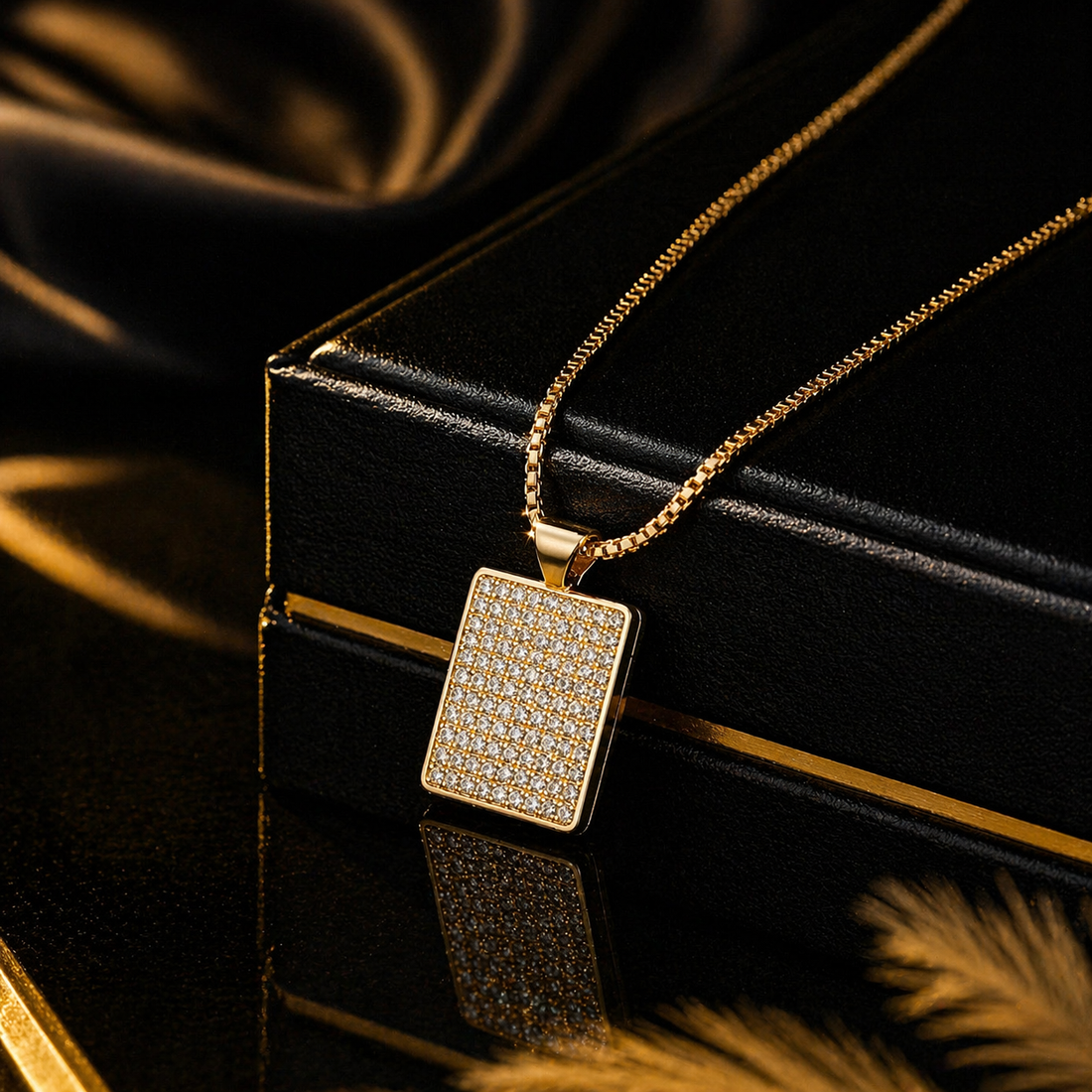 Luxury Crystal Pendant Necklace