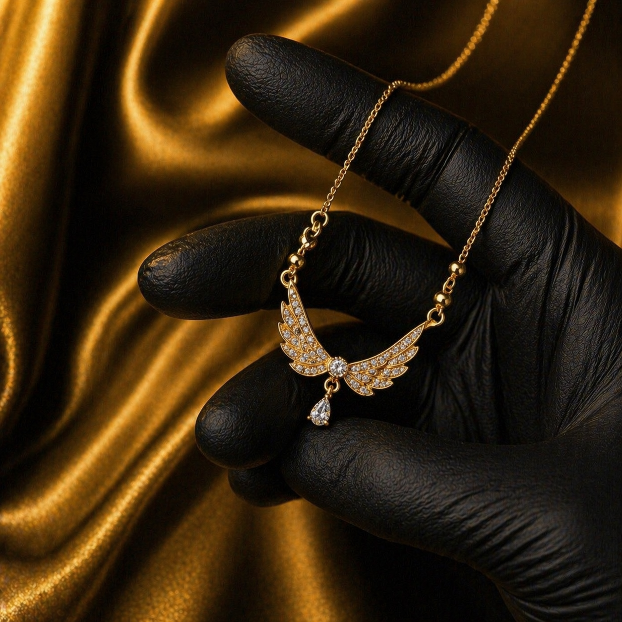 Luxury Angel Wings Pendant Necklace
