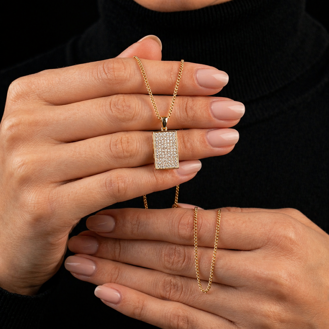 Luxury Crystal Pendant Necklace